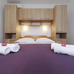 Apartament Rajna *