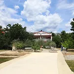 Rajna * Starigrad Paklenica