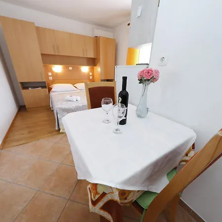 Rajna Apartmán *