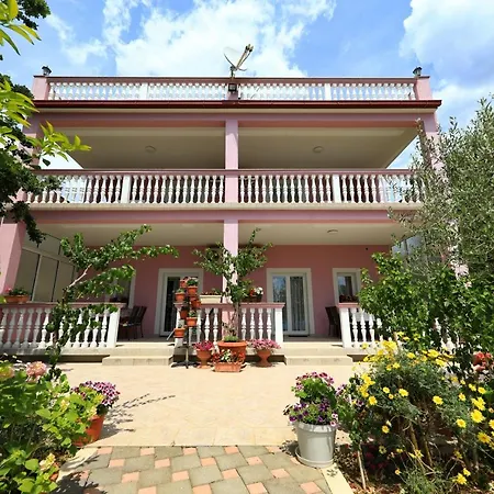 Rajna Starigrad Paklenica