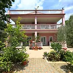 Rajna Apartmán