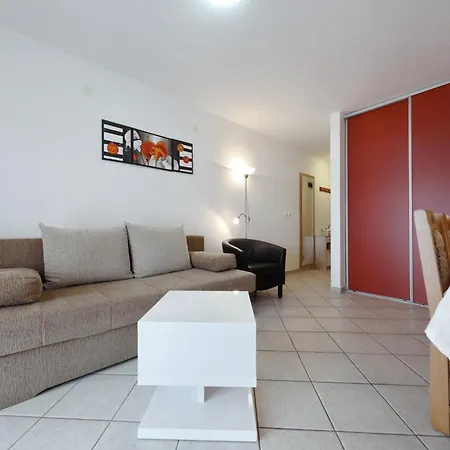 Rajna Apartment Starigrad Paklenica