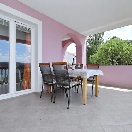 Apartment Rajna