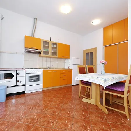 Rajna Starigrad Paklenica