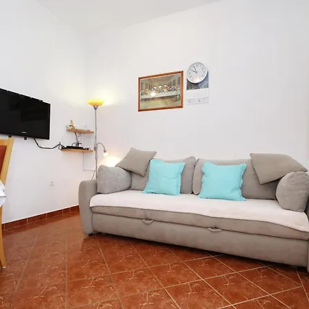 Rajna Apartment