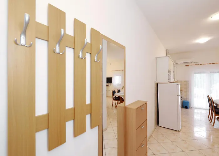 Rajna Apartmán Starigrad Paklenica