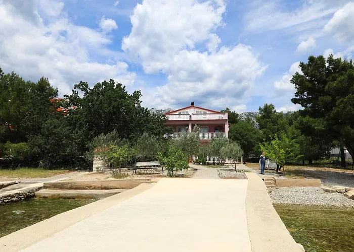 Rajna * Starigrad Paklenica